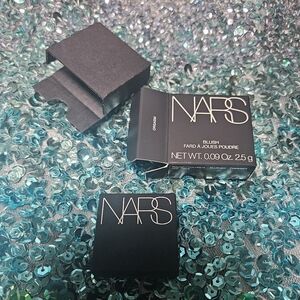 NARS Powder Blush in Black Compact
